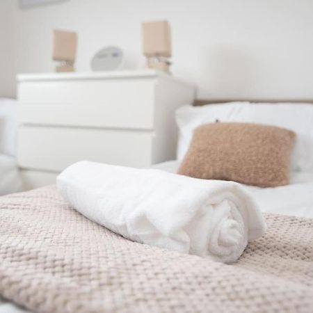 Casa Grey Home Away From Home Birmingham Buitenkant foto